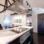 Melrose Mansion